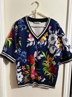 Ouum Navy Floral V-Neck Top with Black-White Stripe Trim